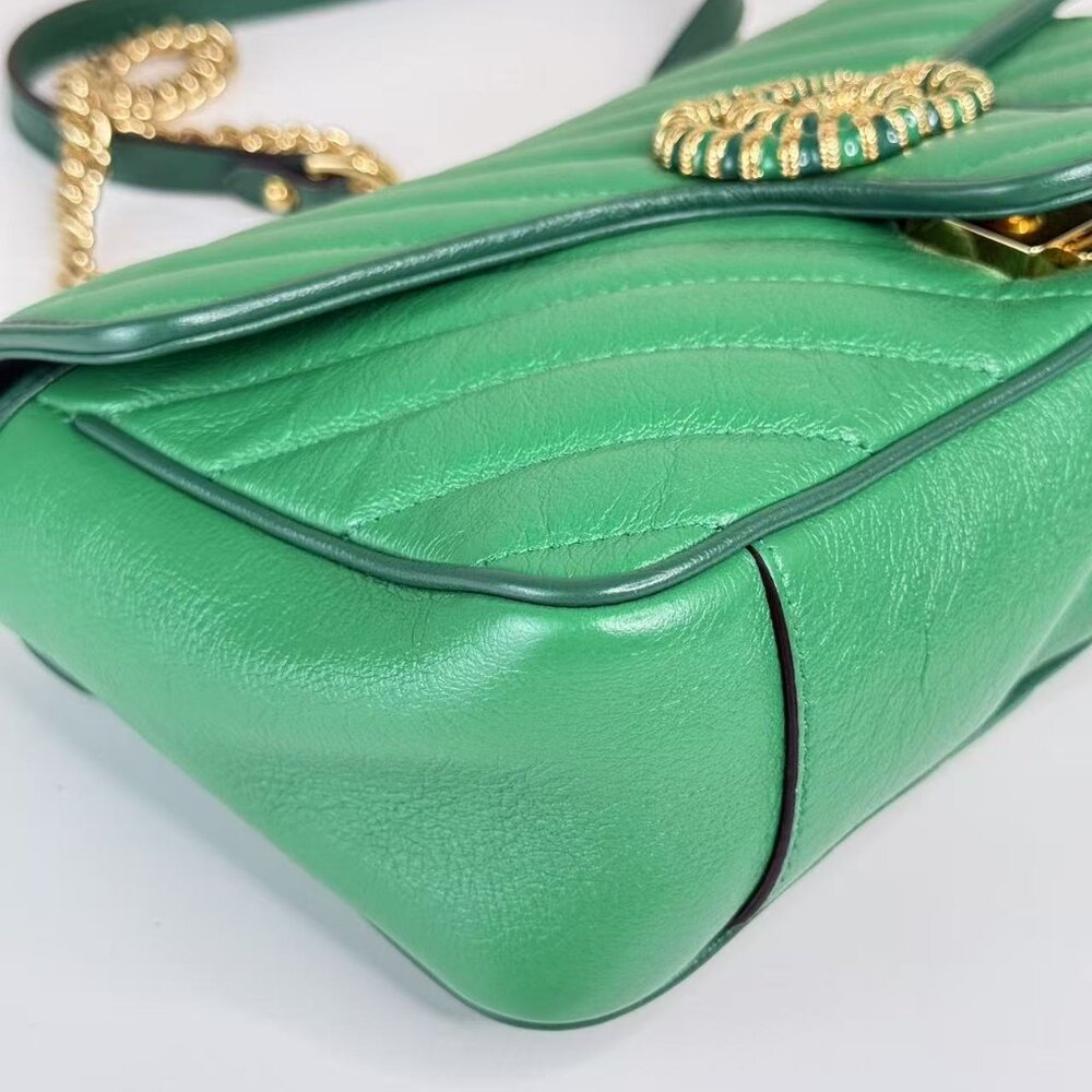 Gucci Green Medium Marmont Shoulder Bag Crossbody with Gold Chain Strap - Picture 7 of 9